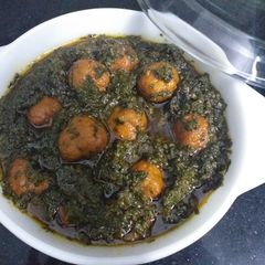 A picture of Spinach Kofta(chicken ball).