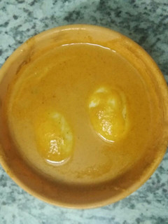 முட்டை குழம்பு(muttai kulambu recipe in tamil) செய்முறை முக்கிய புகைப்படம்