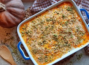 Foto di Riso al forno con zucca, funghi, speck e granella di pistacchio