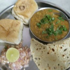 A picture of Pav bhaji.