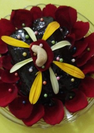 A picture of Eggless Chocolate Cake.