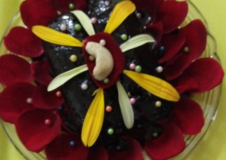 Eggless Chocolate Cake