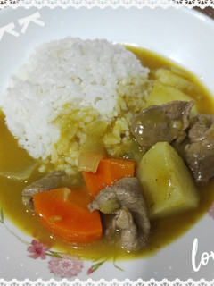 日式咖喱牛肉飯 的食譜成品照片