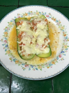 Una foto de Calabacitas gratinadas con camarones