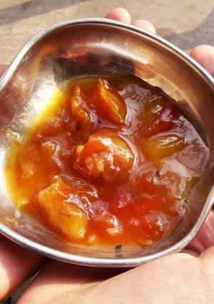 টমেটো খেজুরের চাটনি রেসিপির প্রধান ছবি