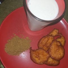 A picture of Kunun gyeda da kosai.