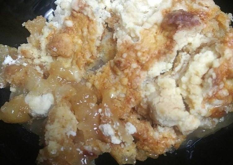 Easiest Way to Make Any-night-of-the-week Easy Apple Cobbler