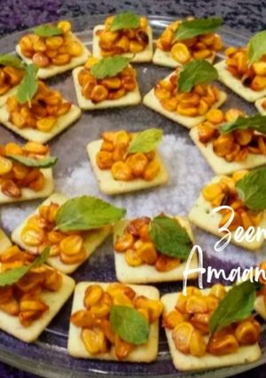 A picture of Corn Masala Crackers.