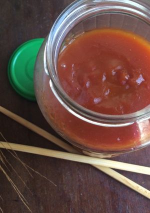 Una foto de Salsa agridulce china casera 🥢🥡