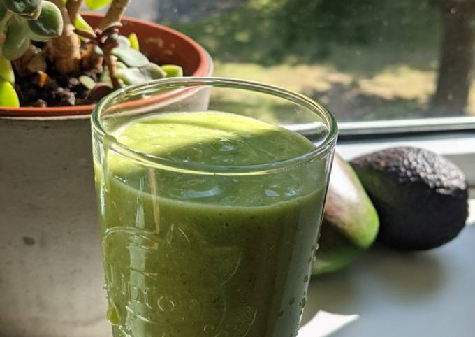 Avocado Green Smoothie Recipe by Kavita Ns - Cookpad