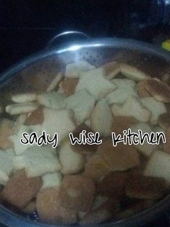 A picture of Cookies.