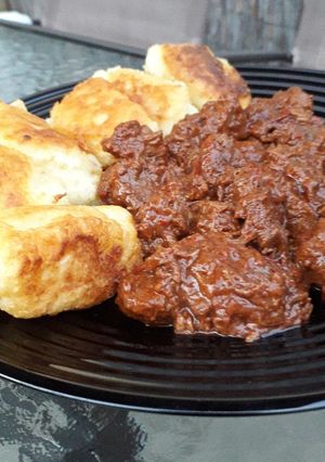 Az én vöröboros marhapörköltem dödöllével recept fotója