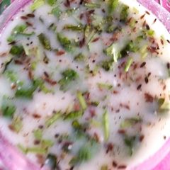 A picture of Buttermilk.