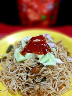 এগচিকেন হাককা নুডুলস (egg chicken hakka noodles recipe in bengali) রেসিপির প্রধান ছবি