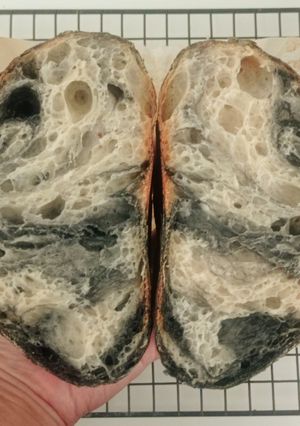 Foto resep Yin Yang Sourdough Bread (92% - Oven Tangkring)