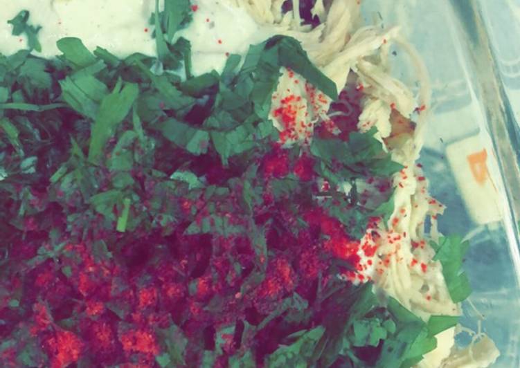 فتة دجاج بالباذنجان والبطاطس