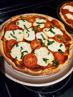 A picture of Margherita Pizza.