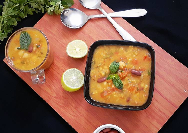 Moroccan Lentil &amp; Chickpea Soup(Harrira)