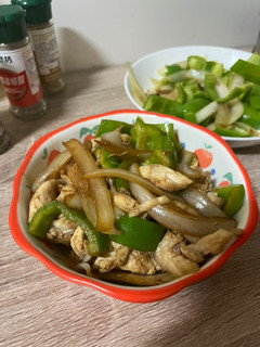 青椒炒雞絲 的食譜成品照片