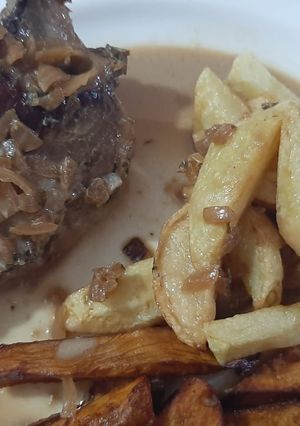 Una foto de Costillas de cerdo a la cerveza negra