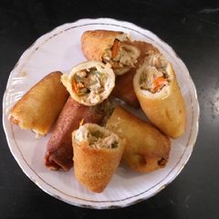 A picture of Chicken spring rolls.