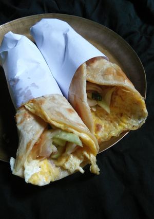 A picture of Kolkata Style Egg roll.