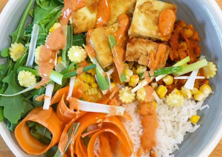 Simple Way to Make Homemade Tofu Poke Bowl with Srirachannaise