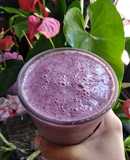 Licuado -banana, uva y arándanos- 🤤 :)