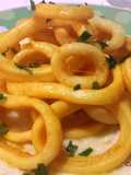 Calamari alla curcuma su crema di finocchi