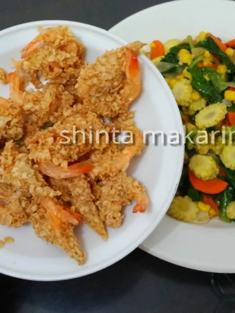 Langkah Mudah untuk Membikin Resep Udang goreng oatmeal dan tumis sayuran yang  Bikin Ketagihan Anti Ribet, Menggugah Selera