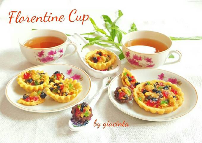 Kue kering ceria penuh warna (Florentine Cup)