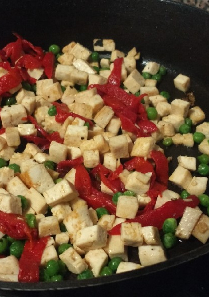 Una foto de Revuelto de tofu