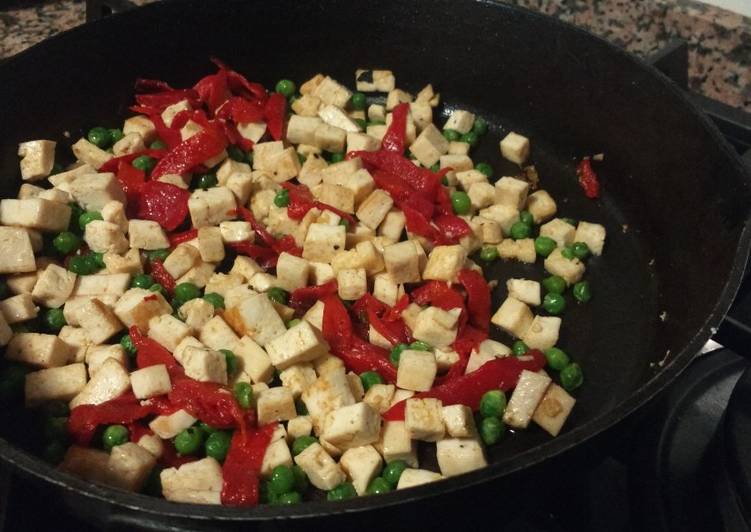 Revuelto de tofu