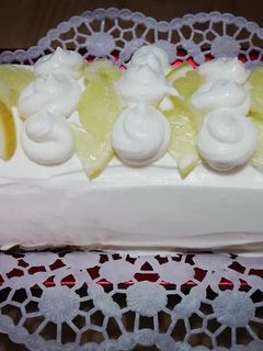 O poză a rețetei Ruladă cu cremă de limoncello.