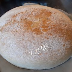 A picture of 🍞Bloomer Loaf Bread🍞.