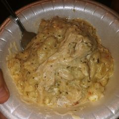 A picture of Crockpot Garlic Parmesan Chicken Pasta.