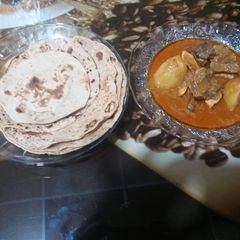 A picture of Aloo ghoast ka salan.