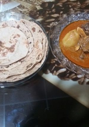 A picture of Aloo ghoast ka salan.