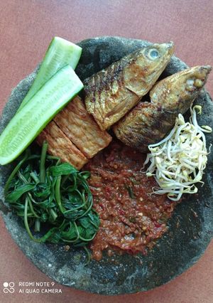 Foto resep Bandeng Goreng Sambal Mentah