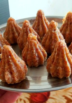 A picture of Dry Fruits Modak.