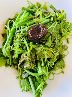 10分鐘涼拌菜-梅醬拌龍鬚 的食譜成品照片