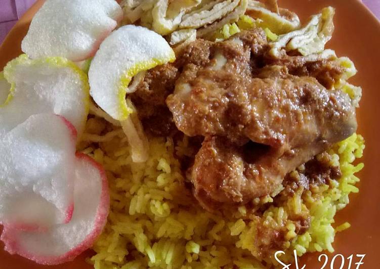 Resep Nasi Kuning Rice Cooker  oleh Sanni Cookpad