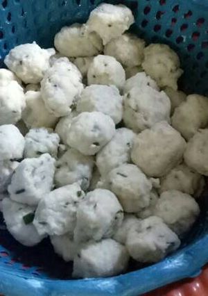 Foto resep Pentol ayam sayur