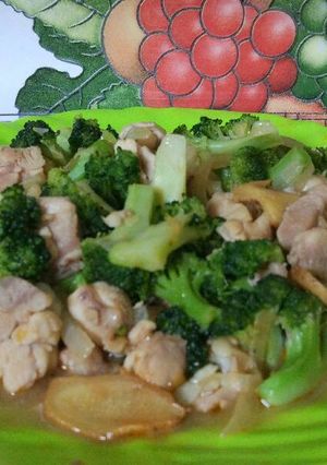 Foto resep Tumis ayam brokoli