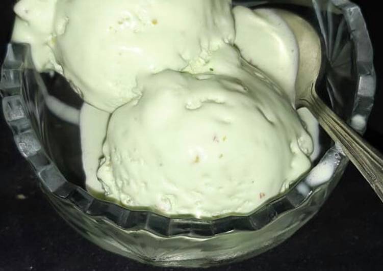 Simple Way to Make Homemade Pista ice cream