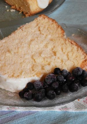 Φωτογραφία της συνταγής Chiffon Cake 🍋 Αέρινο Κέικ Λεμονιού με Γλάσο