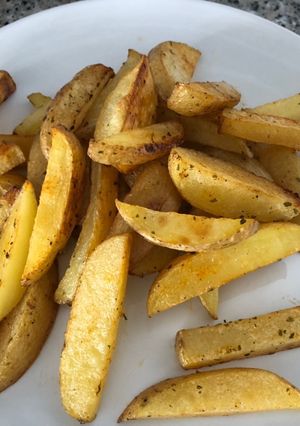 Una foto de Patatas al horno tipo gajo