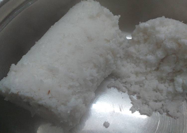 Steps to Prepare Award-winning White Puttu