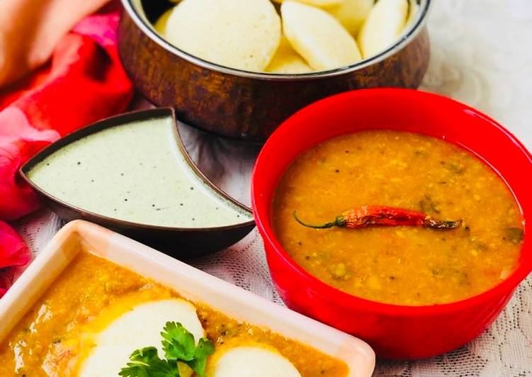 Recipe of Any-night-of-the-week Rawa Idli With Chutney