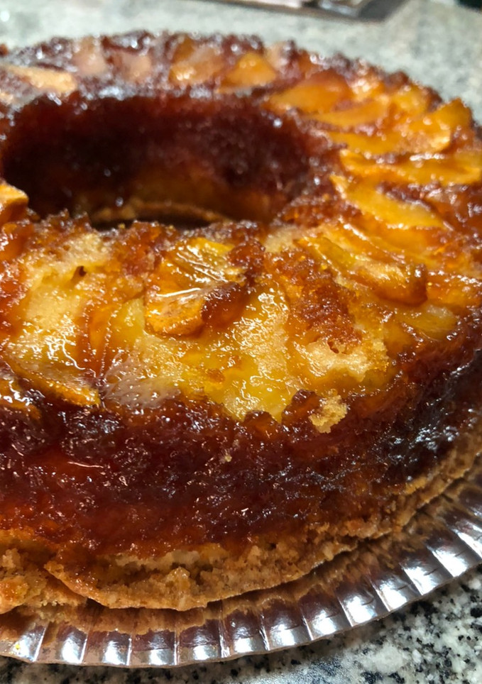 Una foto de Torta invertida de manzana 🍎